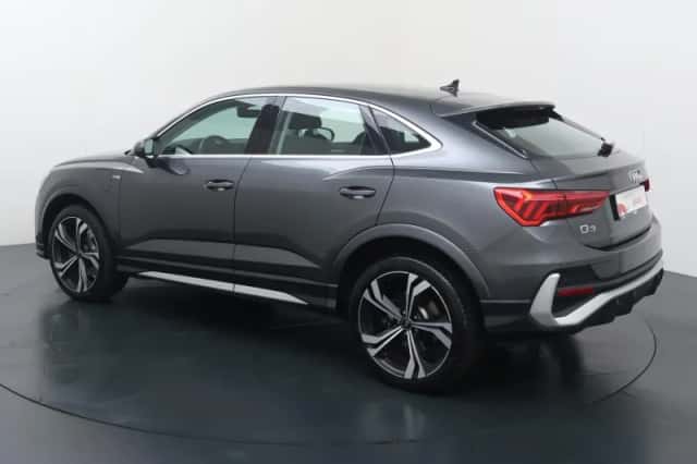 Audi Q3 (2023) thumbnail 5