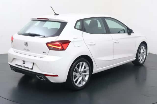 SEAT Ibiza (2023) thumbnail 5