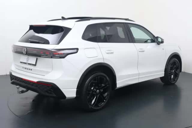 Volkswagen Tiguan (2025) thumbnail 5