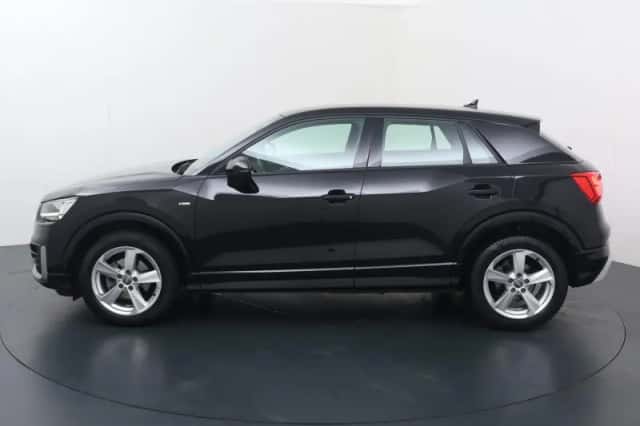 Audi Q2 (2021) thumbnail 2