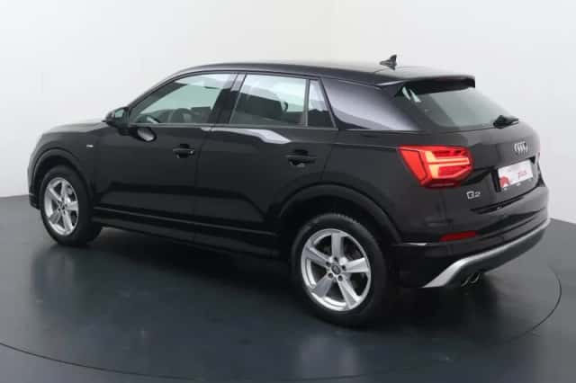 Audi Q2 (2021) thumbnail 4