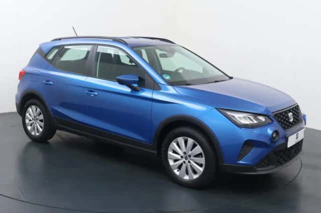 SEAT Arona (2022) thumbnail 3