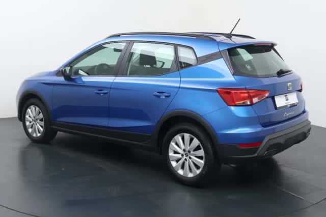 SEAT Arona (2022) thumbnail 5
