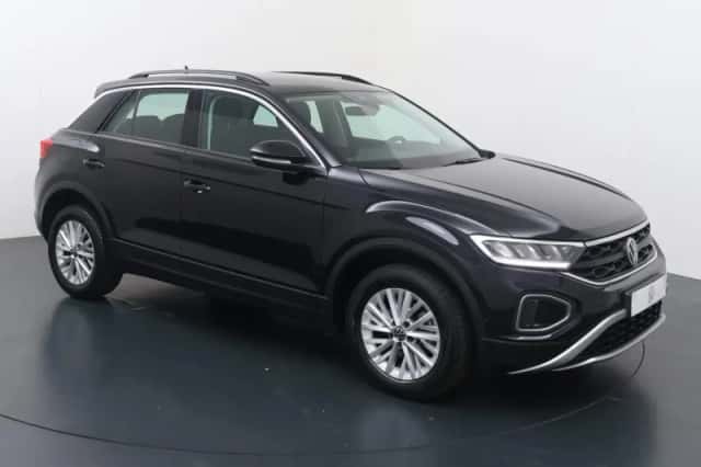 Volkswagen T-Roc (2022) thumbnail 3