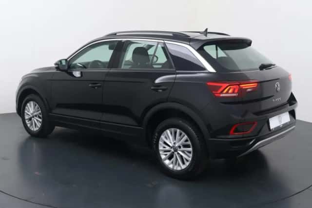 Volkswagen T-Roc (2022) thumbnail 5