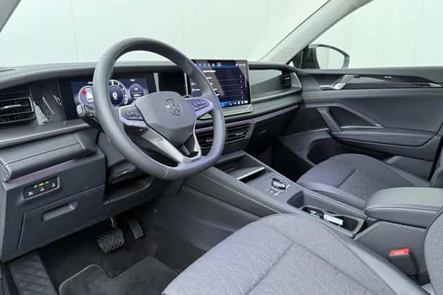 Volkswagen Tayron (2025) thumbnail 6
