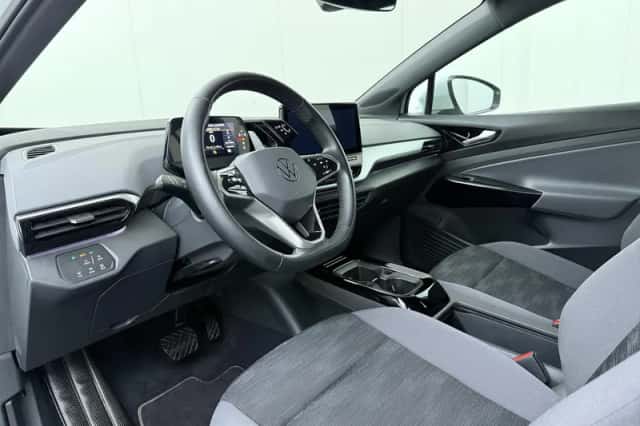 Volkswagen ID.4 (2021) thumbnail 6