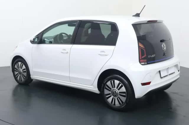 Volkswagen E-Up! (2022) thumbnail 4