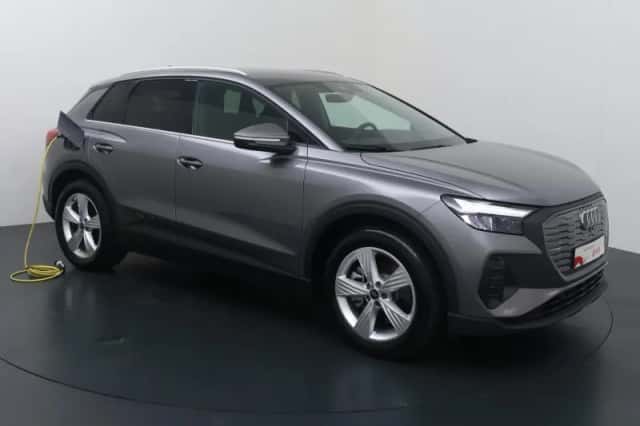 Audi Q4 e-tron (2025) thumbnail 4