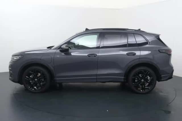 Volkswagen Tiguan (2026) thumbnail 2