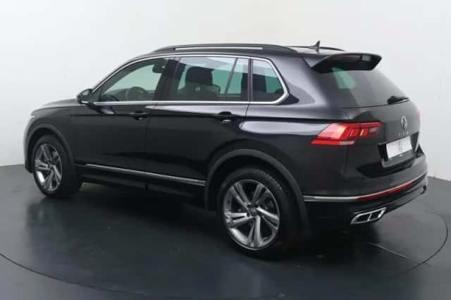 Volkswagen Tiguan (2023) thumbnail 4