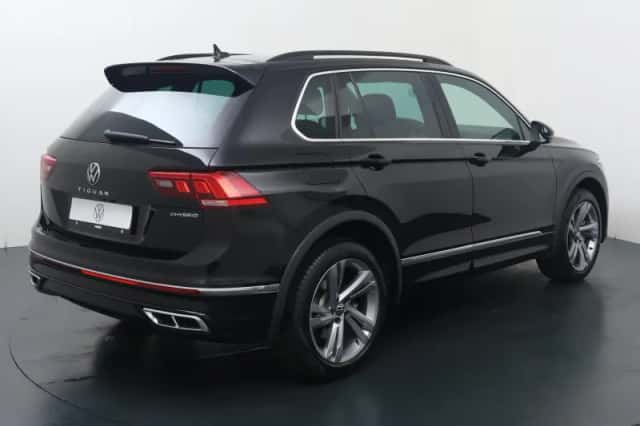 Volkswagen Tiguan (2023) thumbnail 5