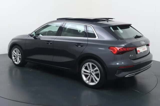 Audi A3 (2021) thumbnail 4
