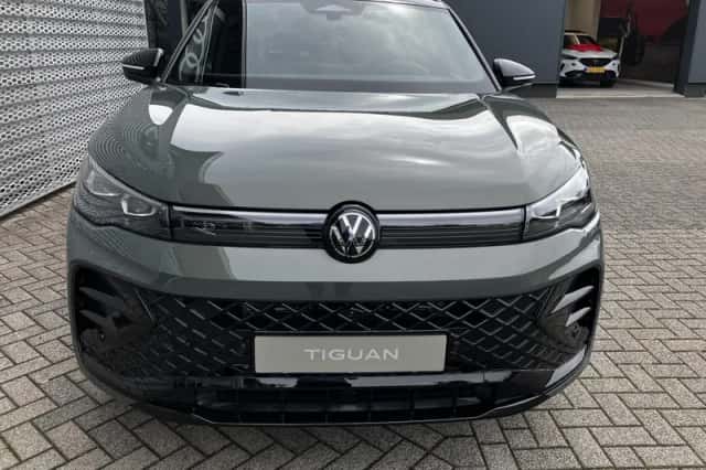 Volkswagen Tiguan (2026) thumbnail 2