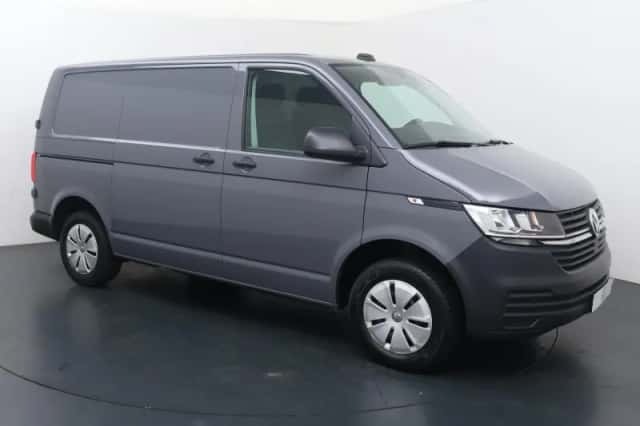 Volkswagen Transporter (2022) thumbnail 3