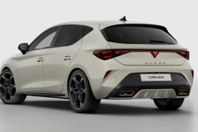 CUPRA Leon (2026) thumbnail 4
