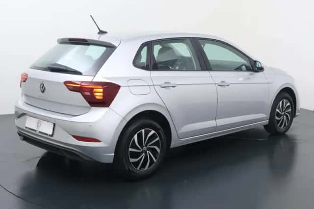 Volkswagen Polo (2022) thumbnail 6