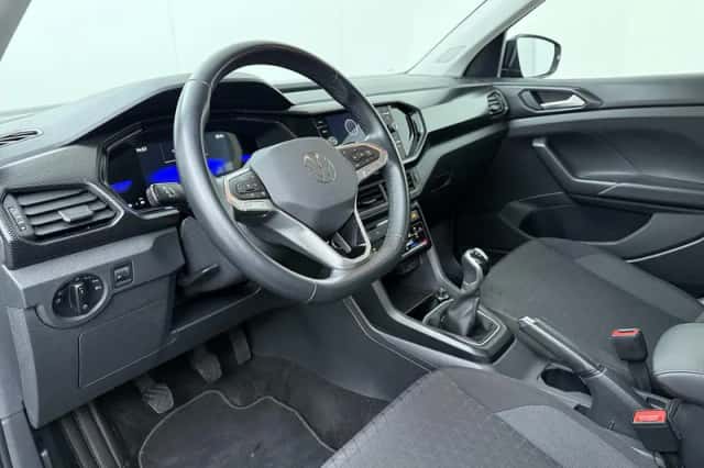 Volkswagen T-Cross (2023) thumbnail 6