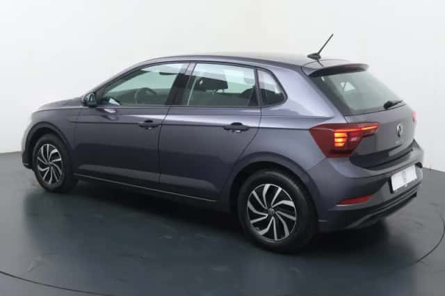 Volkswagen Polo (2023) thumbnail 4