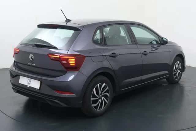 Volkswagen Polo (2023) thumbnail 5