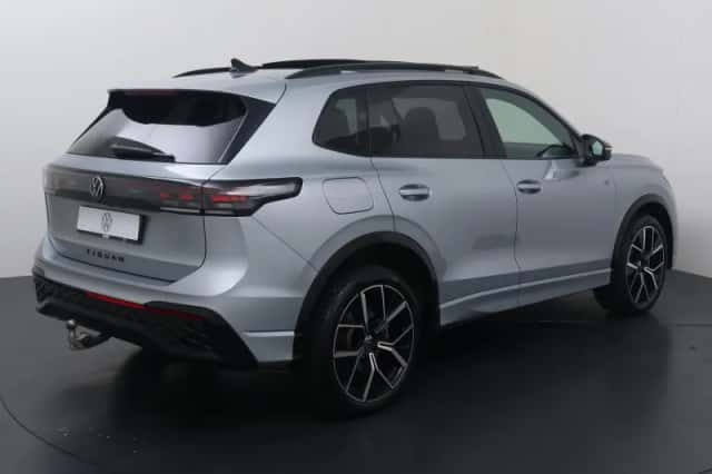 Volkswagen Tiguan (2025) thumbnail 5