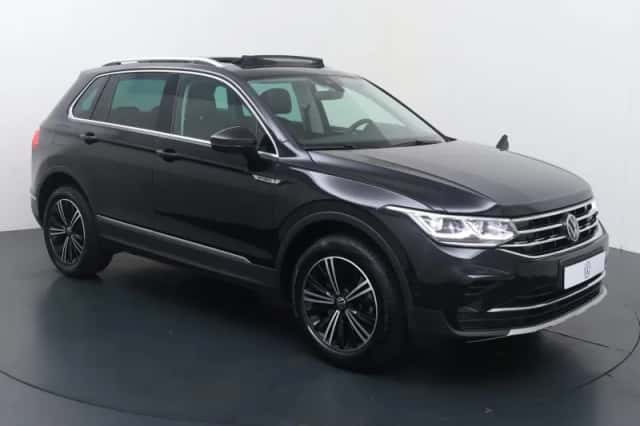 Volkswagen Tiguan (2024) thumbnail 3