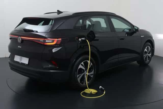 Volkswagen ID.4 (2023) thumbnail 6
