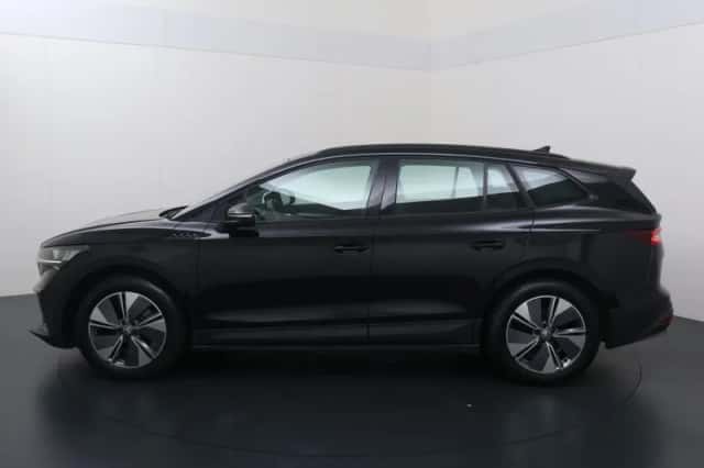 Škoda Enyaq (2022) thumbnail 3