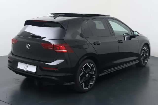 Volkswagen Golf (2025) thumbnail 5