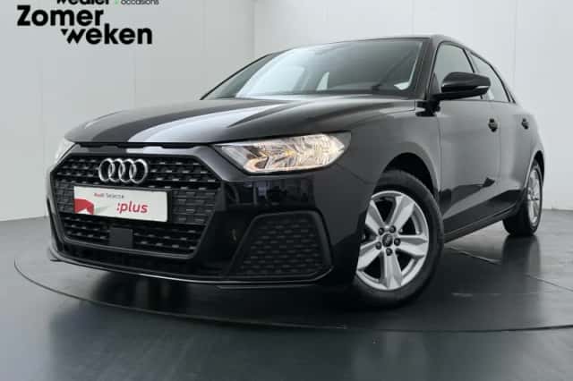 Audi A1 (2024) thumbnail 2