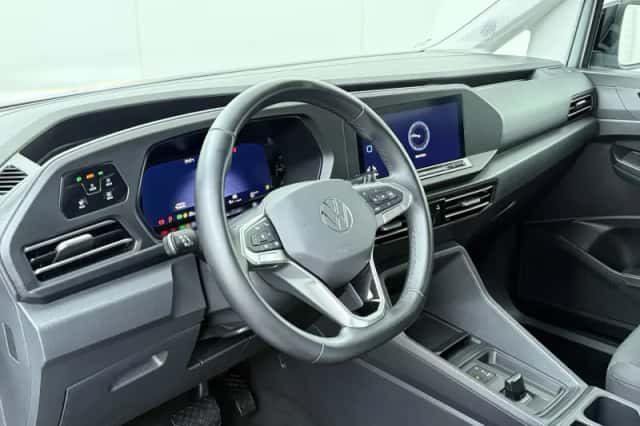 Volkswagen Caddy (2023) thumbnail 6