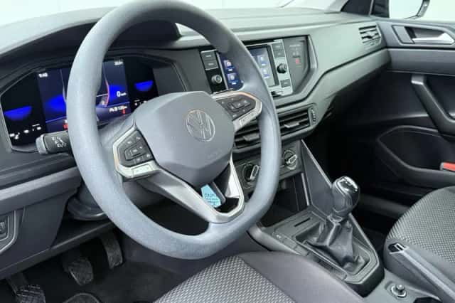 Volkswagen Polo (2022) thumbnail 6