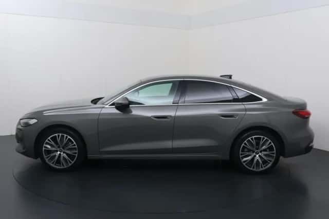 Audi A5 (2025) thumbnail 2