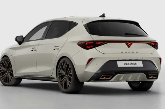 CUPRA Leon (2026) thumbnail 4