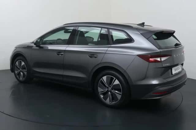 Škoda Enyaq (2022) thumbnail 4