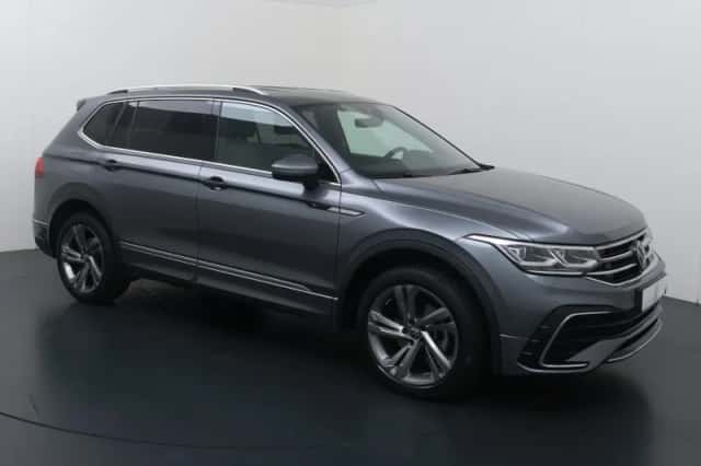 Volkswagen Tiguan (2023) thumbnail 3