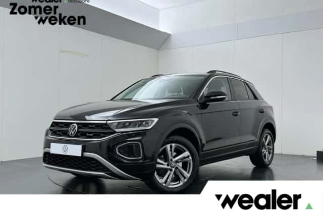 Volkswagen T-Roc (2022) thumbnail 1