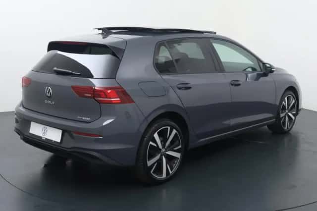 Volkswagen Golf (2025) thumbnail 5