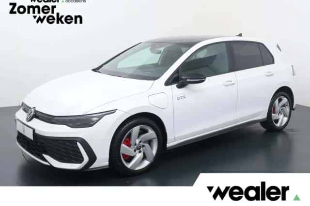 Volkswagen Golf (2025) thumbnail 1