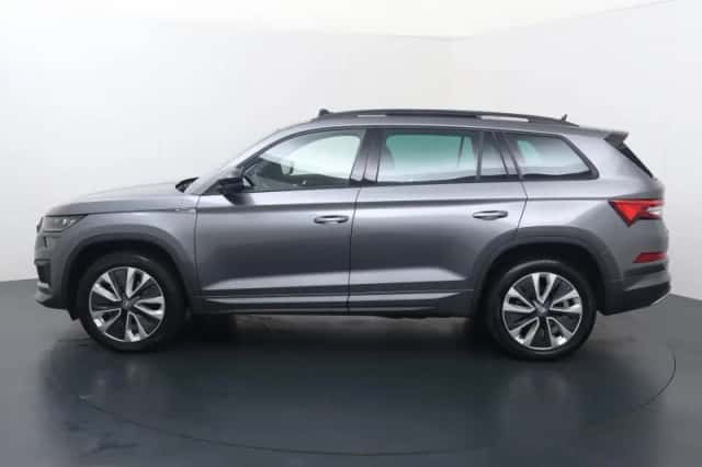 Škoda Kodiaq (2023) thumbnail 2