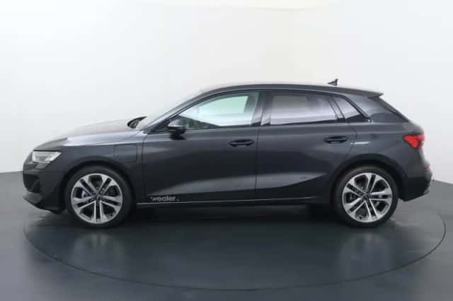 Audi A3 (2025) thumbnail 2