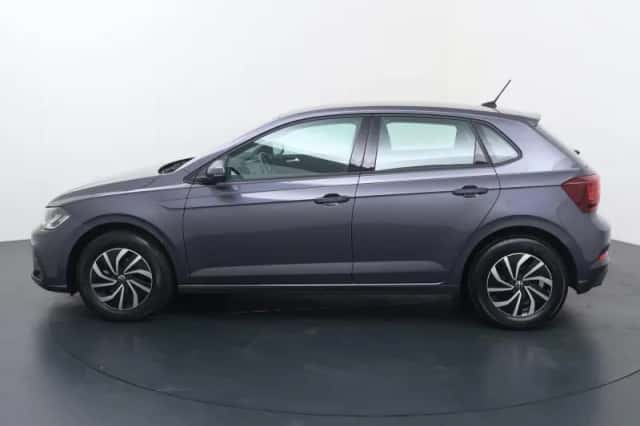 Volkswagen Polo (2021) thumbnail 2