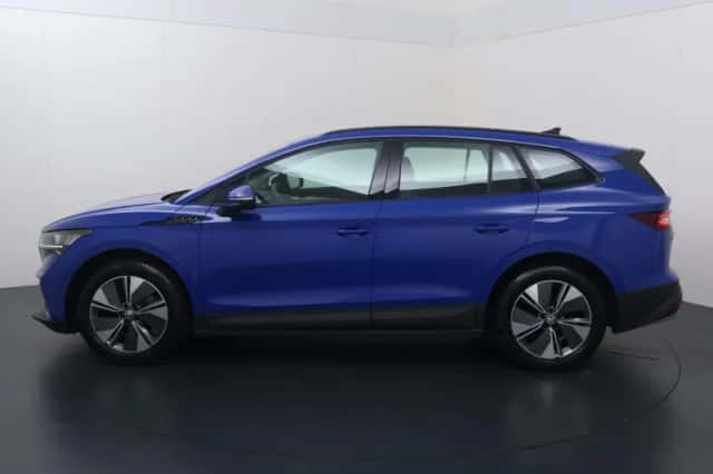 Škoda Enyaq (2023) thumbnail 2