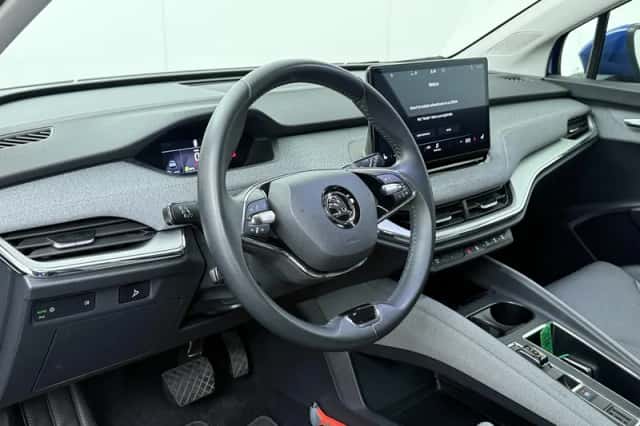 Škoda Enyaq (2023) thumbnail 6