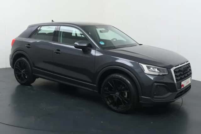 Audi Q2 (2022) thumbnail 3