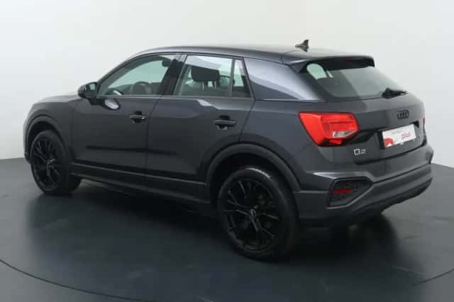 Audi Q2 (2022) thumbnail 4
