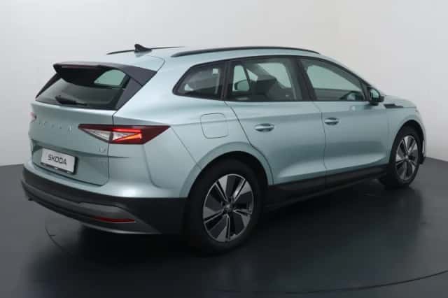 Škoda Enyaq (2022) thumbnail 5