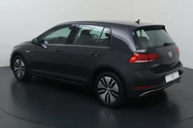 Volkswagen E-Golf (2020) thumbnail 4