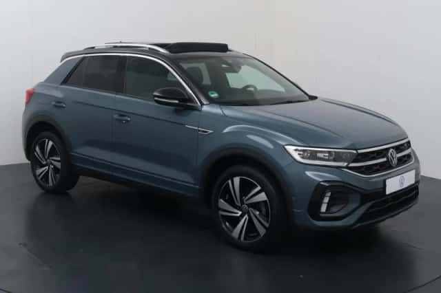 Volkswagen T-Roc (2022) thumbnail 3