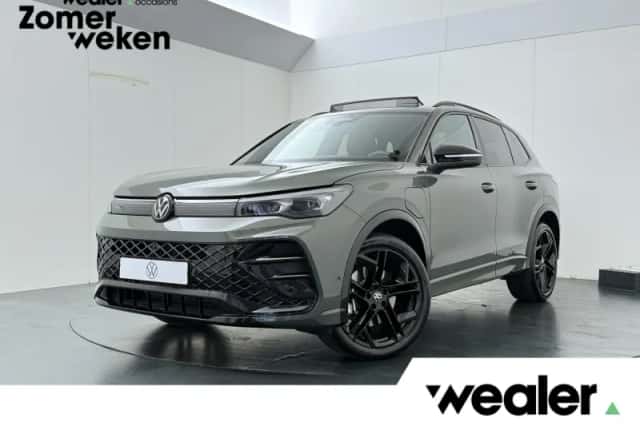 Volkswagen Tiguan (2025) thumbnail 1